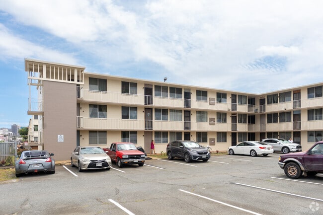 Building Photo - Kapalama-Uka