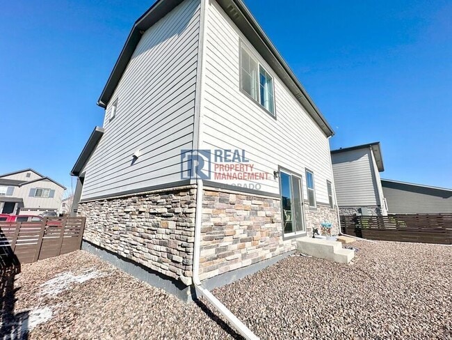 Building Photo - 27086 E Bayaud Ave