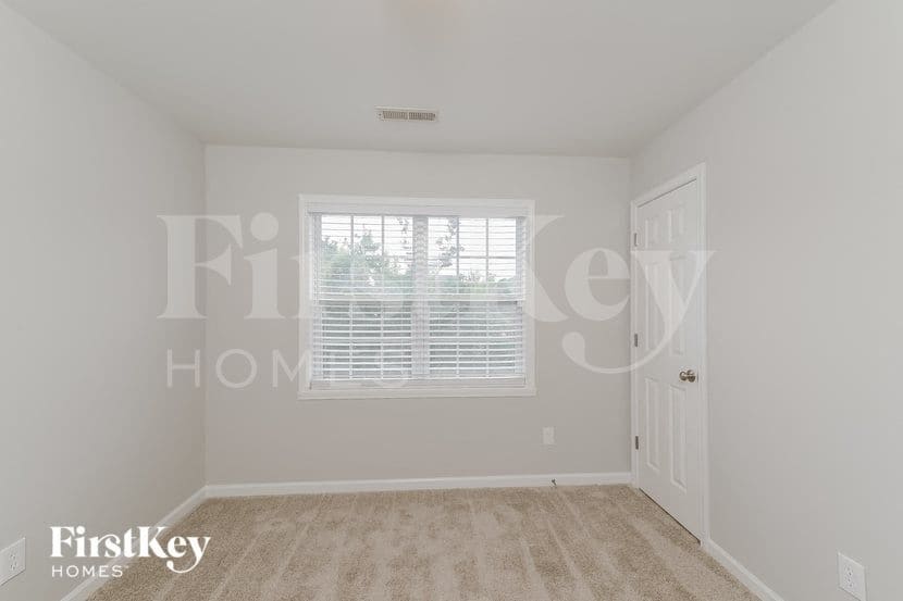 Building Photo - 5849 Bushberry Ct