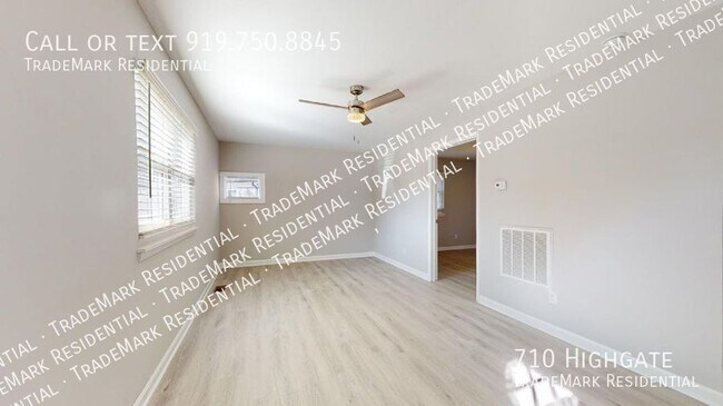 Building Photo - 710 Highgate-