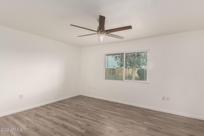 Building Photo - 17011 N 130th Ave