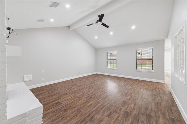 Building Photo - 2511 Nelwood Dr