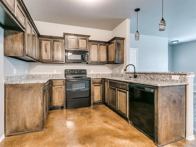 Building Photo - 1734 Eighty-Niner Ter
