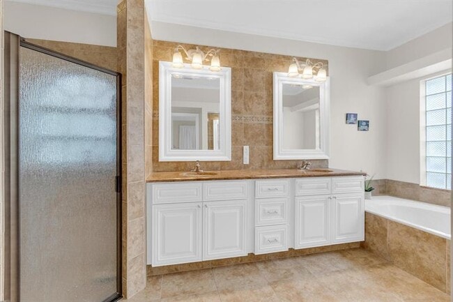 Building Photo - 4112 NW 58th Dr