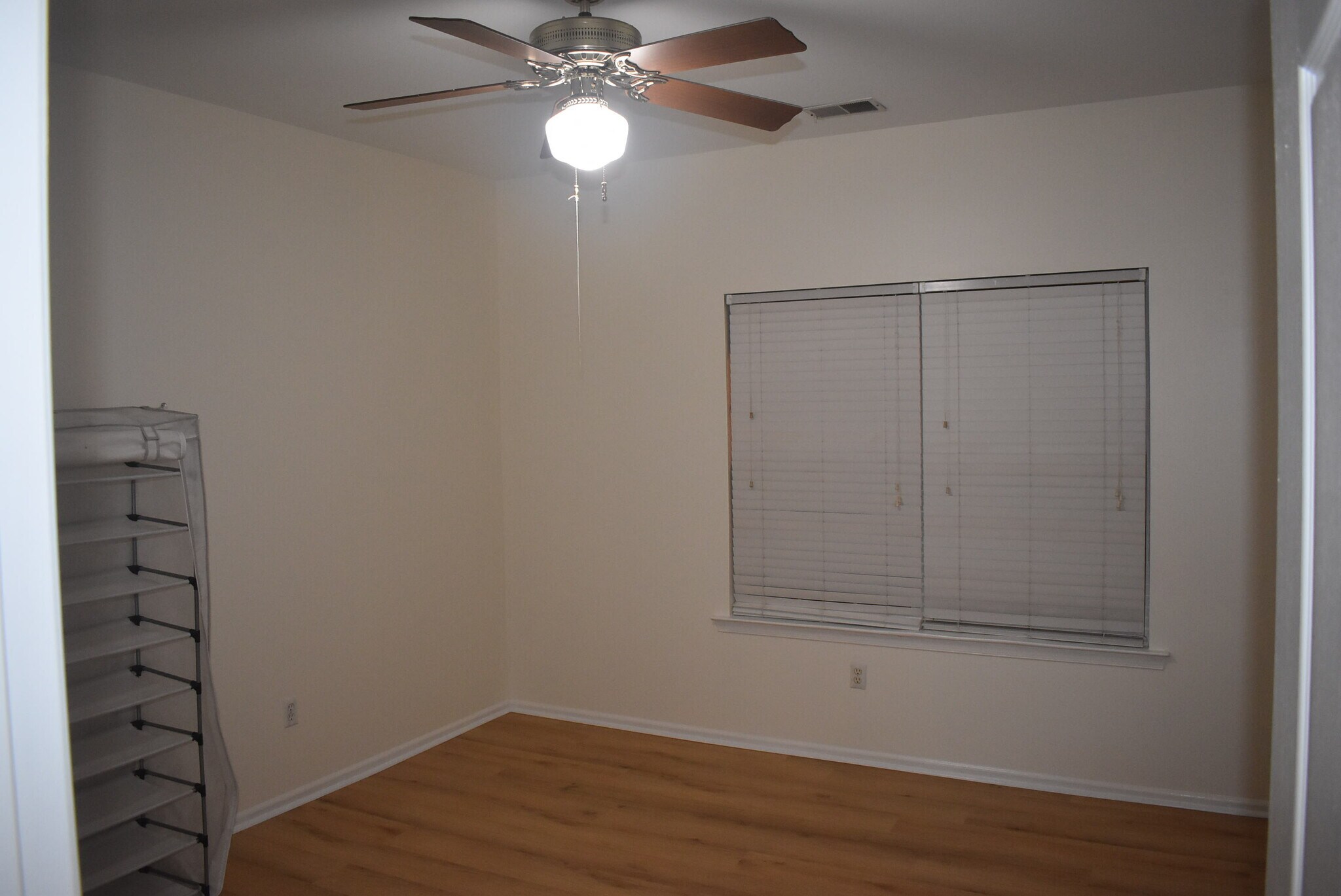 Building Photo - 815 Dominick Ct