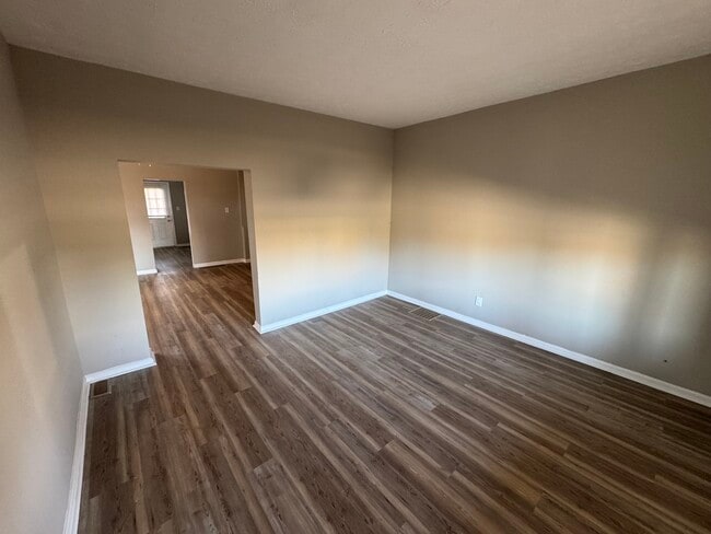 Building Photo - 1029 Woodside Blvd