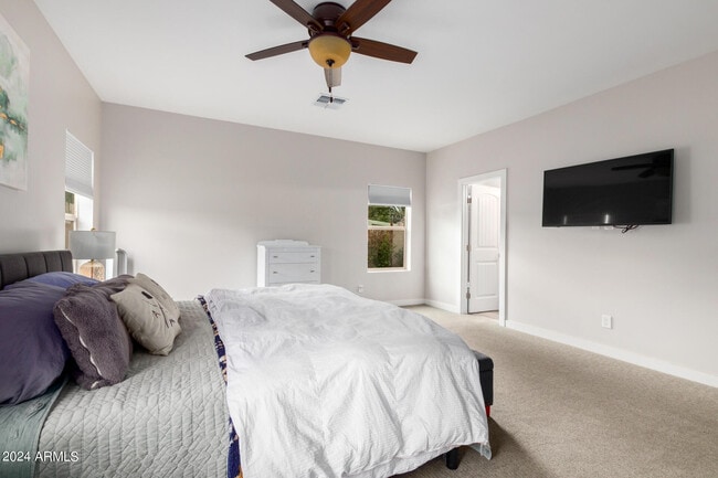 Building Photo - 2647 E Contention Mine Rd