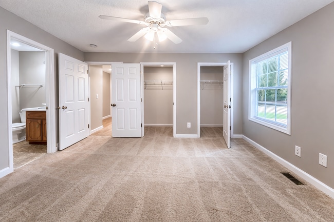 Building Photo - Welcome Home to Comfort, Space & Charm!