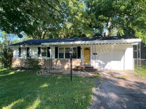 Primary Photo - 3255 S Parkview Ave