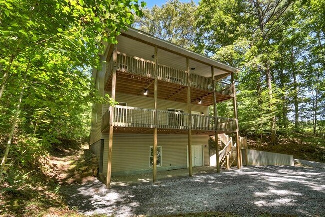 Building Photo - 3890 Mineral Bluff Hwy