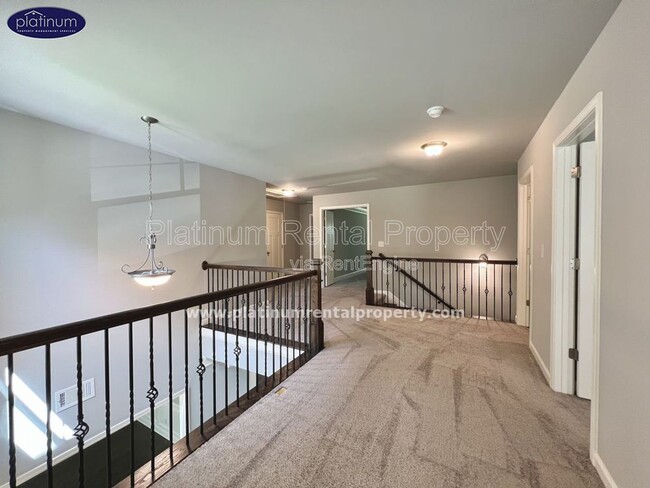 Building Photo - 2435 Kemp Dr NW