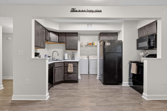 Building Photo - 800 Alexander Rd