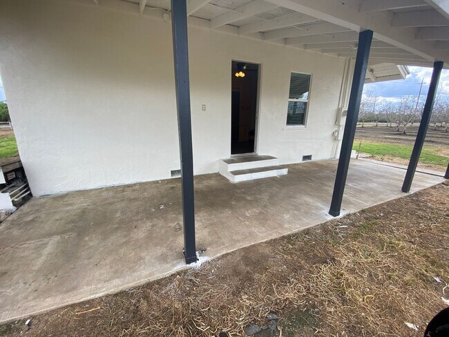 Building Photo - 1594 7th Ave Dr