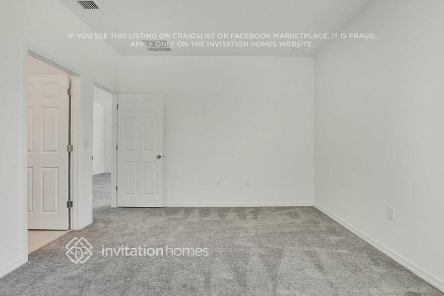 Building Photo - 754 Lucaya Dr