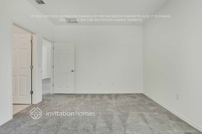 Building Photo - 754 Lucaya Dr