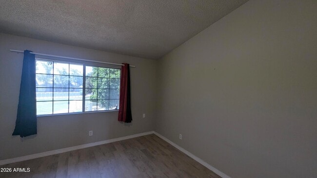Building Photo - 860 N McQueen Rd