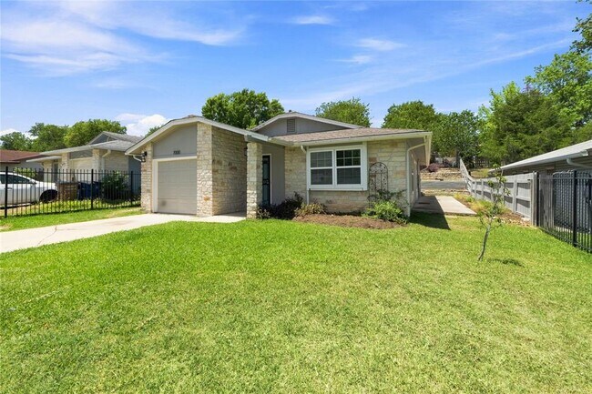 Building Photo - 7000 Shannon Dr