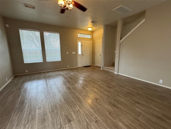 Building Photo - 16875 Mammoth Springs Dr