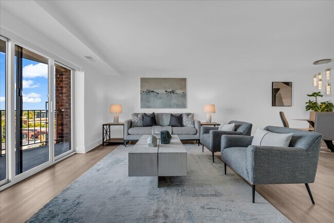 Building Photo - 411 S Old Woodward Ave