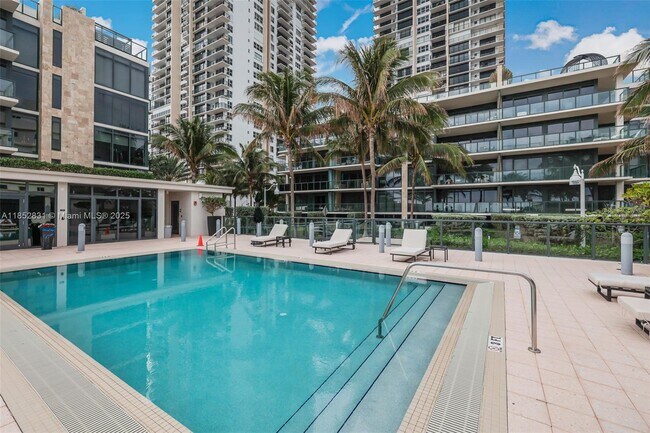 Building Photo - 2101 S Surf Rd