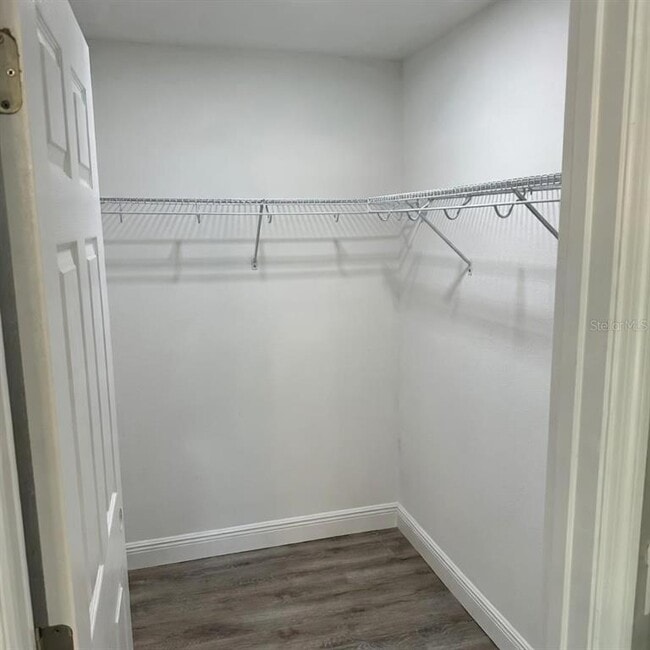 Building Photo - 1522 W Barlow Pl