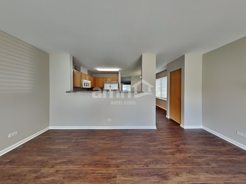 Building Photo - 97 W Amberley Drive