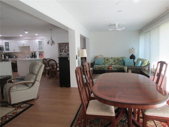Building Photo - 5270 Villa Majorca Ct