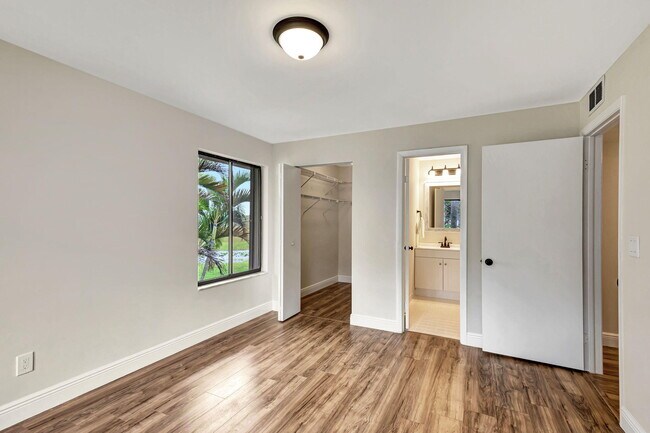 Building Photo - 1109 Duncan Cir