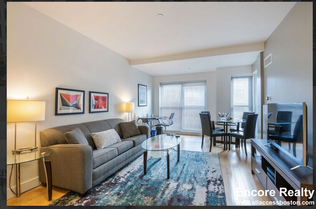 Building Photo - 1080 Boylston St