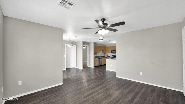 Building Photo - 5611 S 32nd St