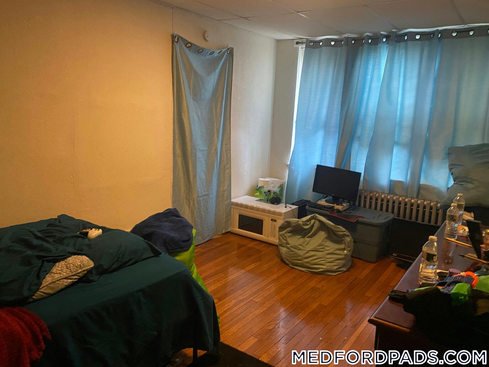 Building Photo - 53 Fellsway W