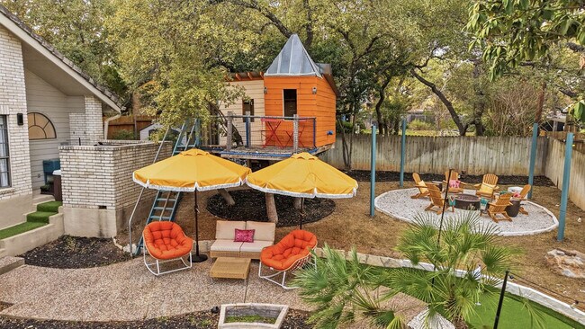 Building Photo - 2915 Quail Oak St