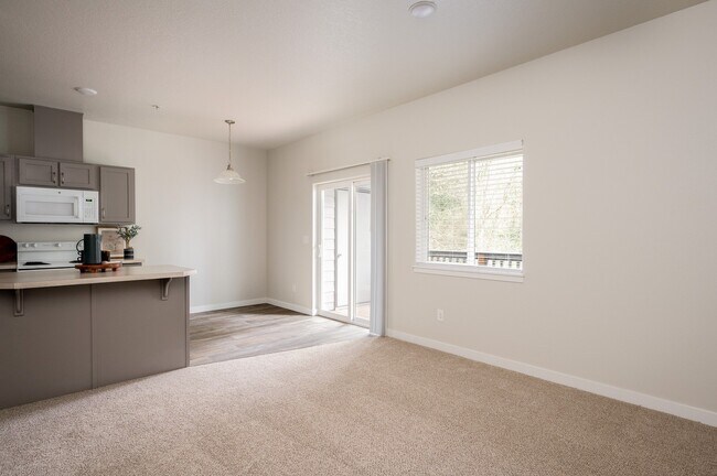 Building Photo - Leverich Apartments