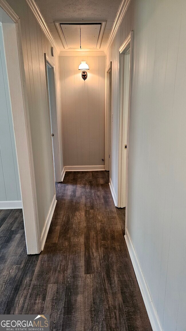 Building Photo - 1541 Oak Grove Church Rd