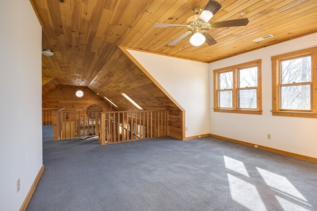 Building Photo - 1762 Burke Hollow Rd