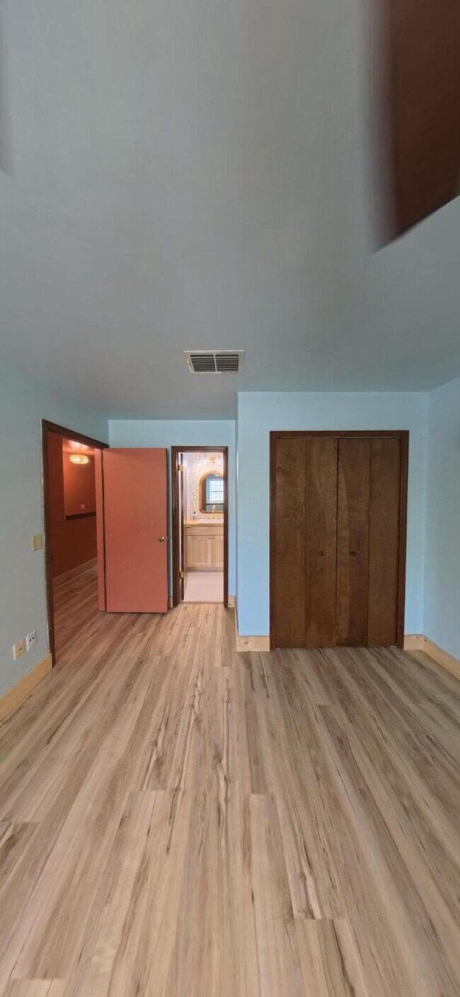 Building Photo - 3054 Cobblewood Ln N