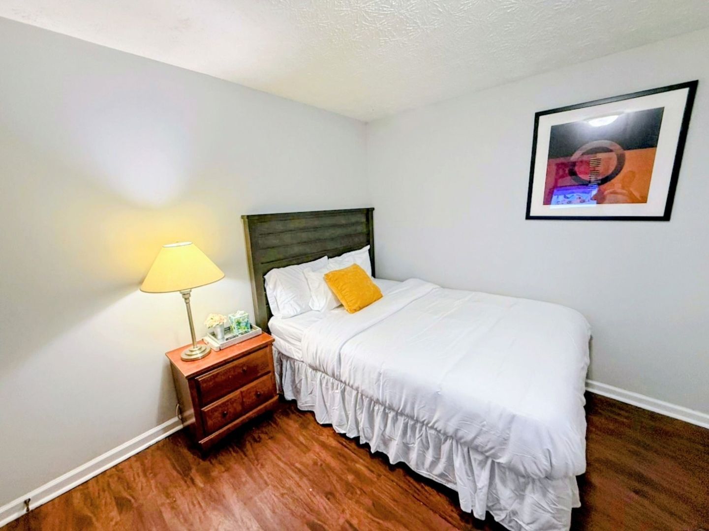 Building Photo - 5405 Glen Haven Dr