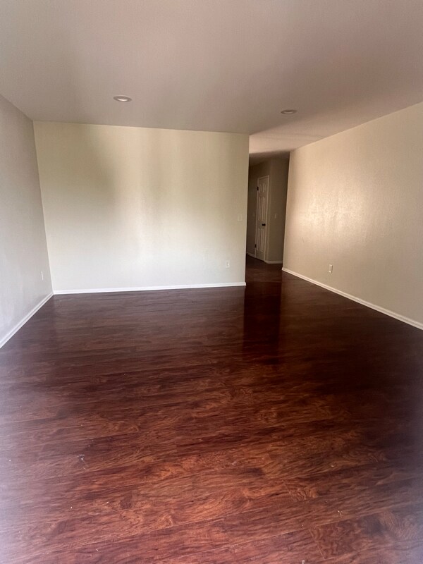 Building Photo - 1007 Digby Ln