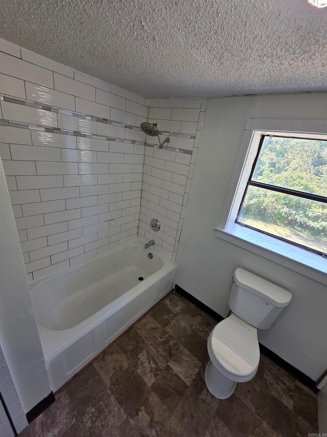 Building Photo - 5101 B B Cir