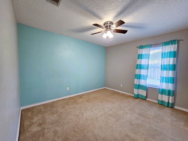 Building Photo - 5168 Whitehurst Ln