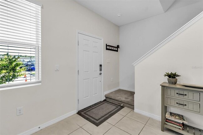 Building Photo - 8897 Daybreak St