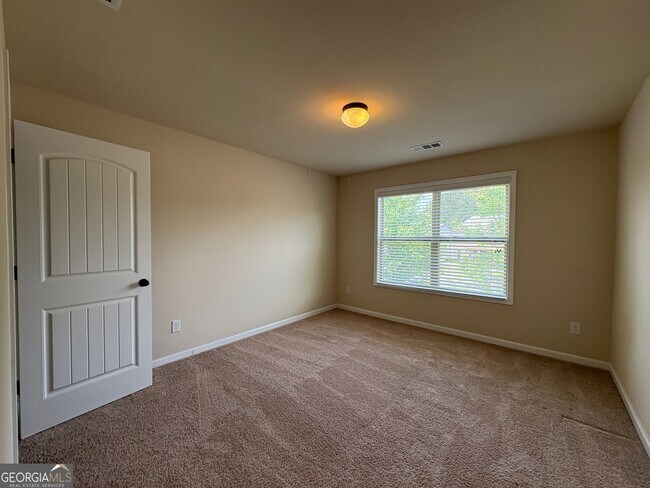 Building Photo - 4187 Water Mill Dr