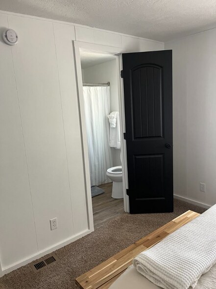 Building Photo - 1634 3rd St E