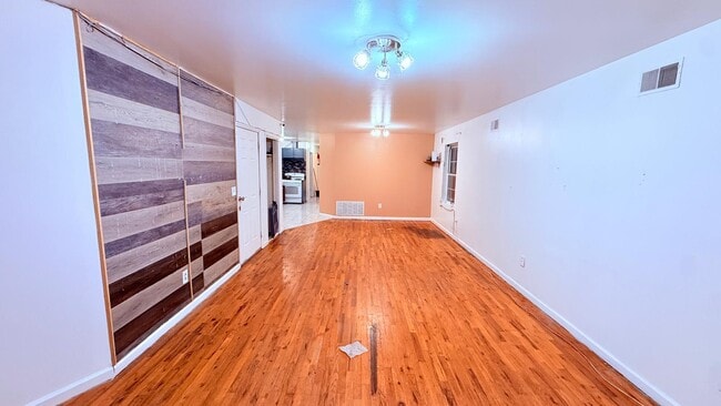 Building Photo - 710 Ocean Ave