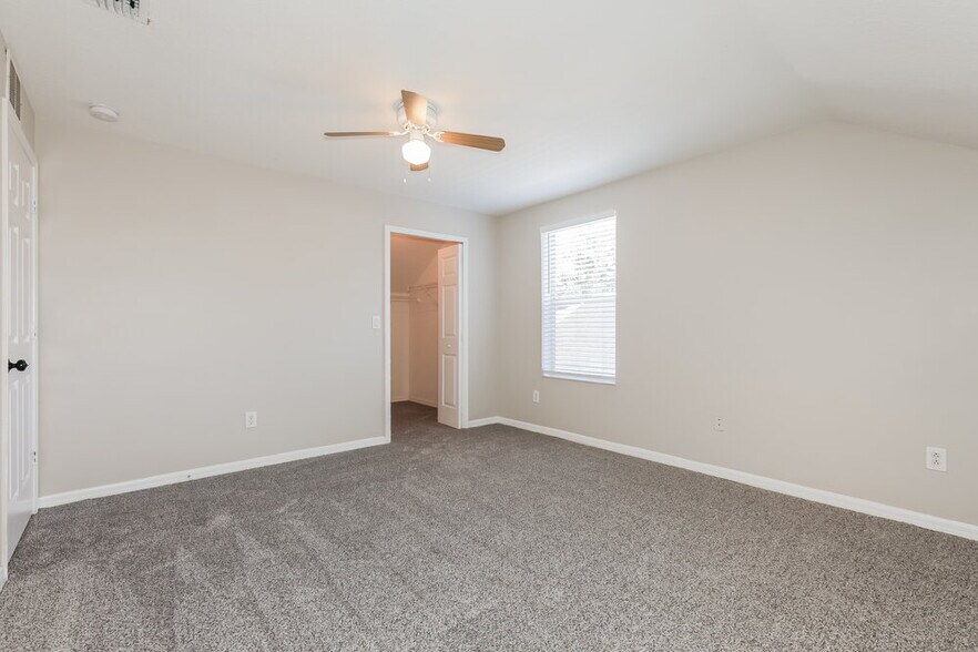 Building Photo - 11116 Newbridge Dr