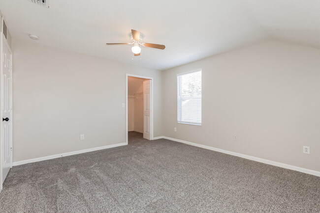 Building Photo - 11116 Newbridge Dr