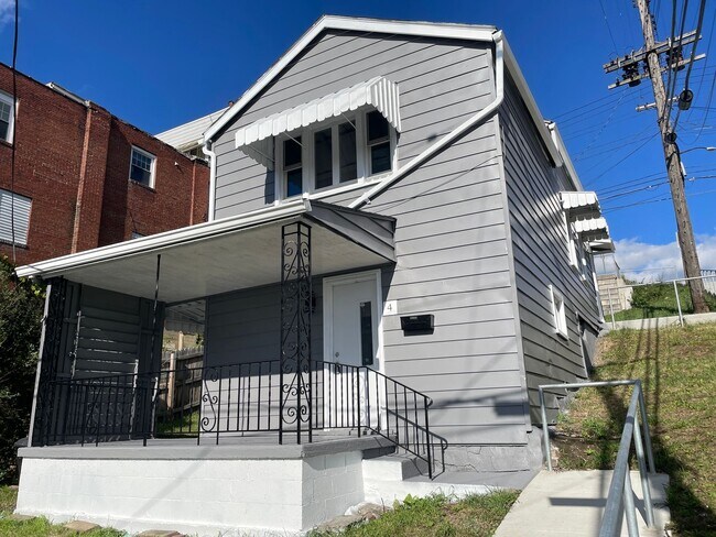 Building Photo - 4 Copperfield Ave