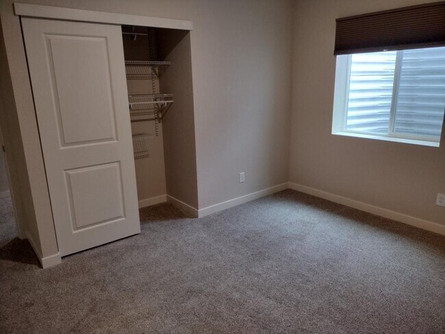 Building Photo - 14563 Piedmontese Dr