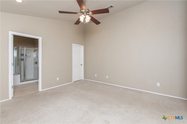 Building Photo - 409 Rowdy Dr