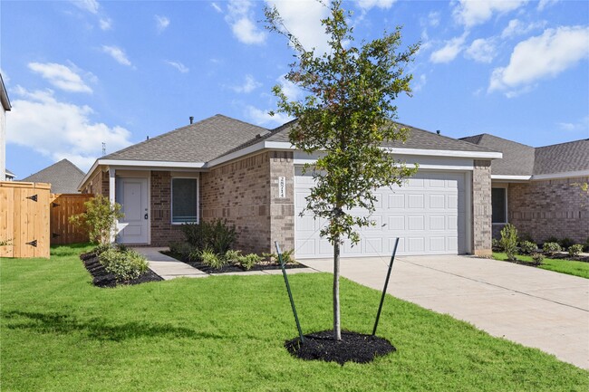 Building Photo - 28714 Bottom Grass Trl